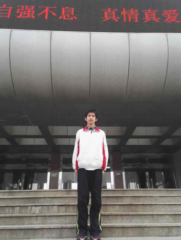 我校在全国中学应用物理竞赛这么多人获奖