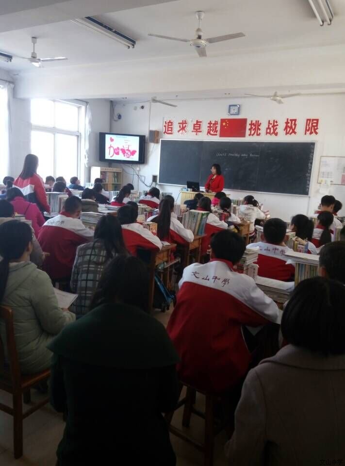 我校三月份第三周每周一课及集体备课火热进行中