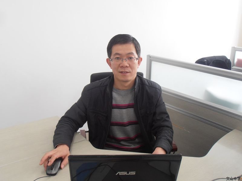 我校2013年12月月度人物