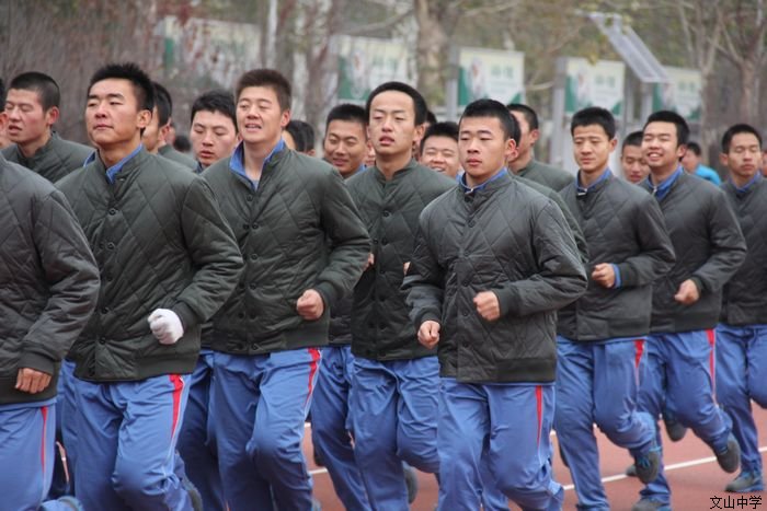 我校学子在清华