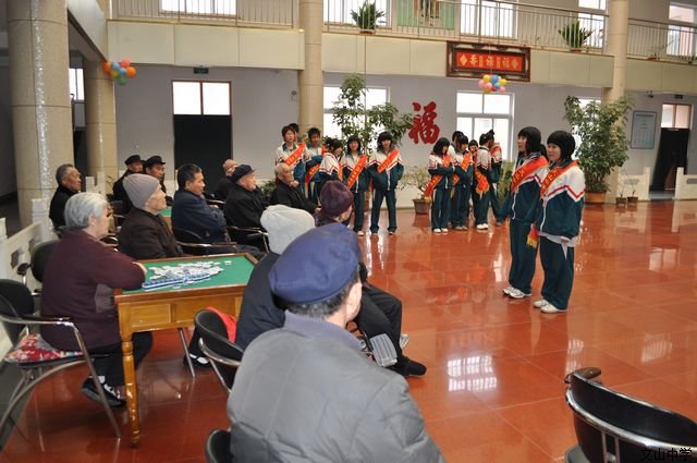 多彩社团