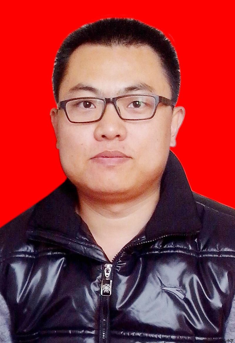 我校2013年11月月度人物