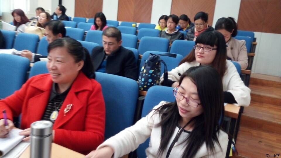 潍坊市高中学科大教研活动在我校举行