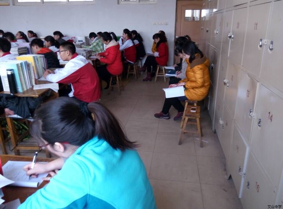 我校三月份第三周每周一课及集体备课火热进行中
