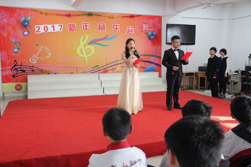 元旦联欢课程，让每一个孩子都充分展示自我