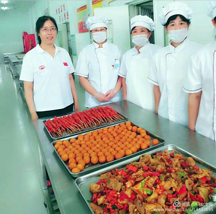 家里的感觉 妈妈的味道。 —— 走进餐厅
