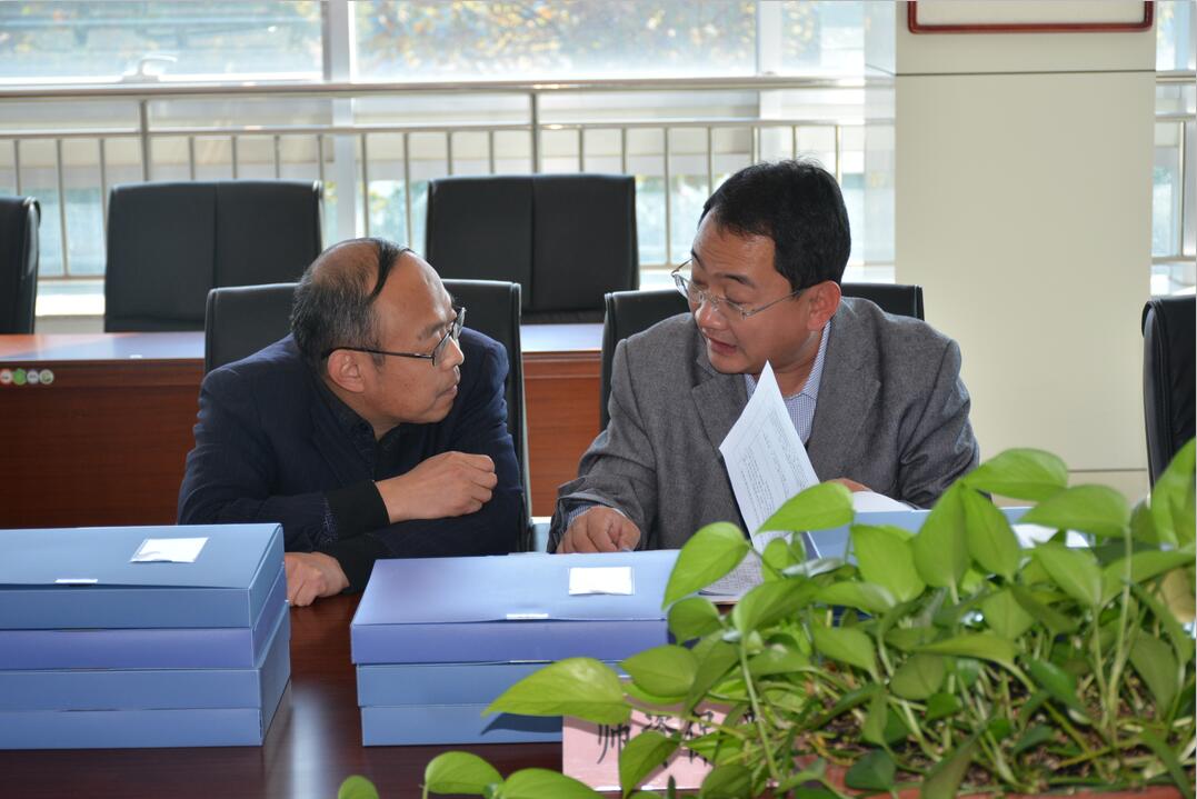 潍坊市教育局组织专家来我校进行办学信誉等级评价工作