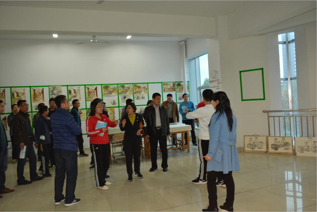 我校召开“学习精中、立即行动”校内观摩暨思维碰撞现场会