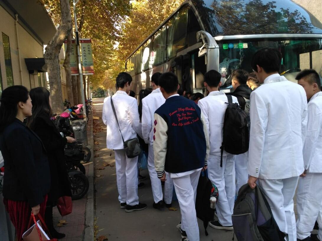 我校学生合唱团参加山东省合唱展评活动