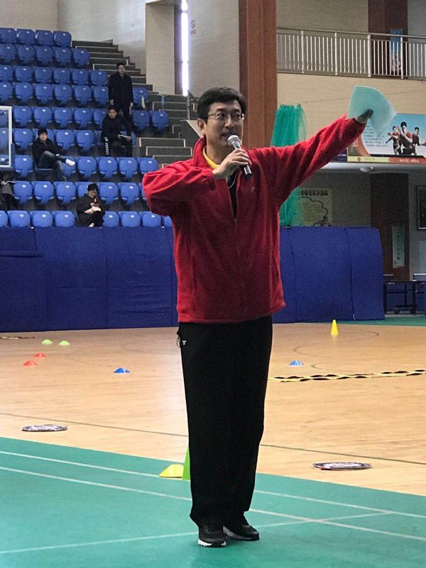 山东省体育与健康学科德育优秀课例观摩暨教学改革研讨会在我校召开