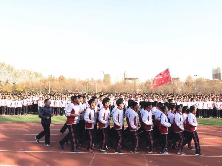 激情校园 | 沙场秋点兵，沸腾读书声！