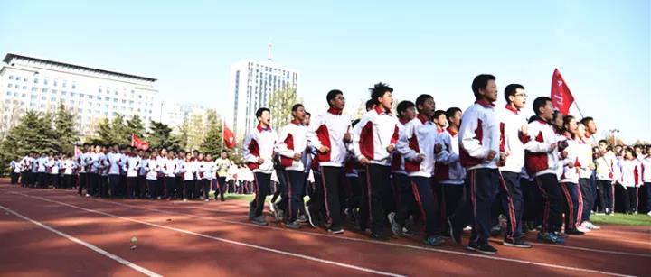 激情校园 | 沙场秋点兵，沸腾读书声！