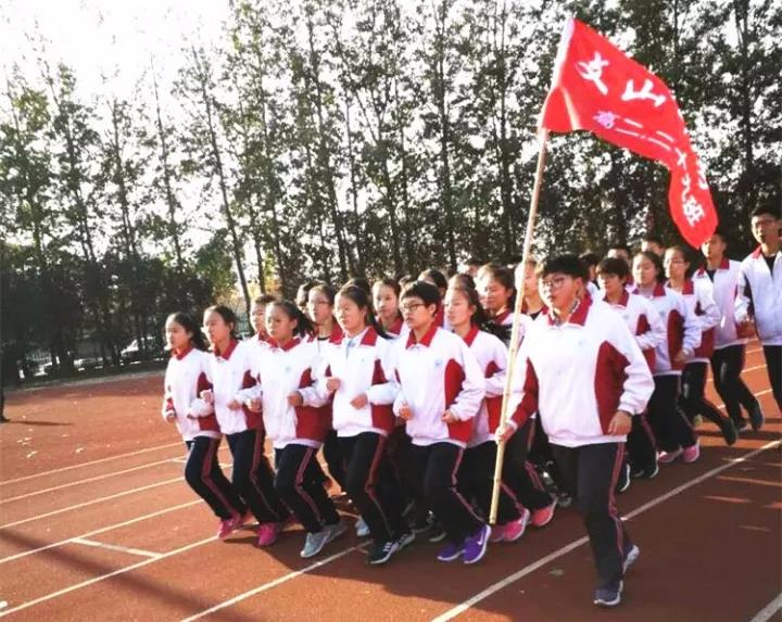 激情校园 | 沙场秋点兵，沸腾读书声！