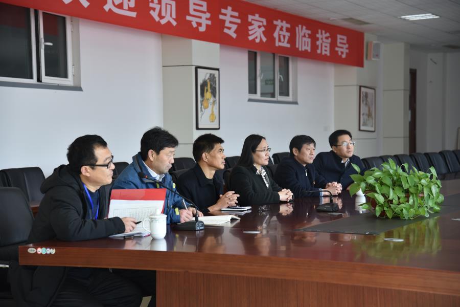 全国中小学校责任督学挂牌督导创新县评估组莅临我校检查督学工作