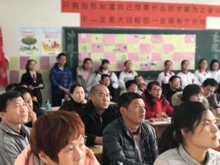 沟通 理解 交流 | 我校家长课程开课暨第九届家委会成立大会
