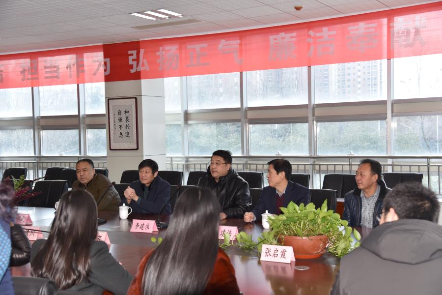 爱心助学 | 他乡二十载，难掩赤子心