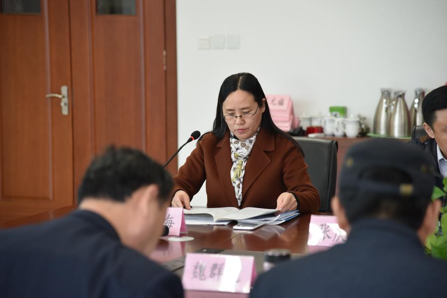 我校召开新学期第一次班主任论坛
