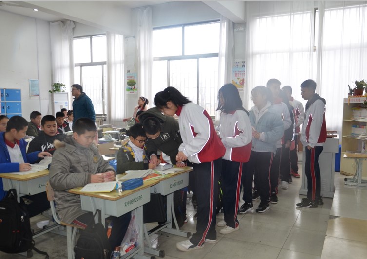 新起点 新征程 | 昌邑市文山初中：和衷共济齐谋划，春风化雨润心田