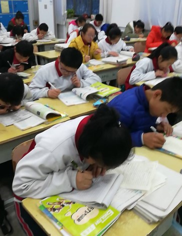 新起点 新征程 | 昌邑市文山初中：和衷共济齐谋划，春风化雨润心田