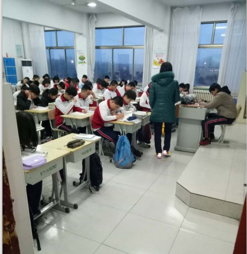 新起点 新征程 | 昌邑市文山初中：和衷共济齐谋划，春风化雨润心田
