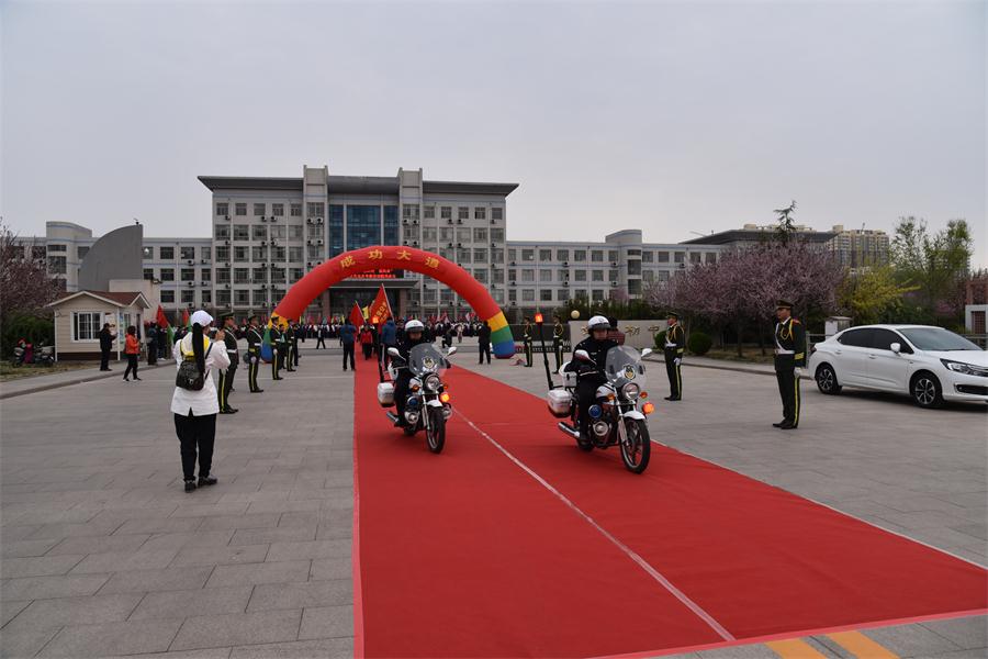 特色课程 | 我校与奎聚派出所联合举行“新时代、新风采”警校共建文化远足环保考察活动