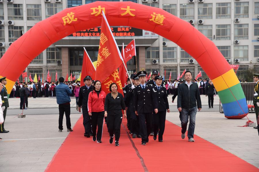 特色课程 | 我校与奎聚派出所联合举行“新时代、新风采”警校共建文化远足环保考察活动