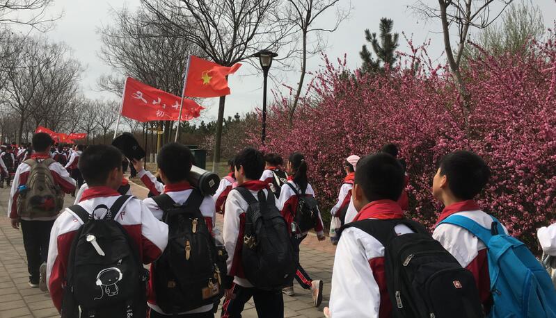 特色课程 | 家警校护航，昌邑市文山初中“新时代、新风采”文化远足环保考察活动成功举行