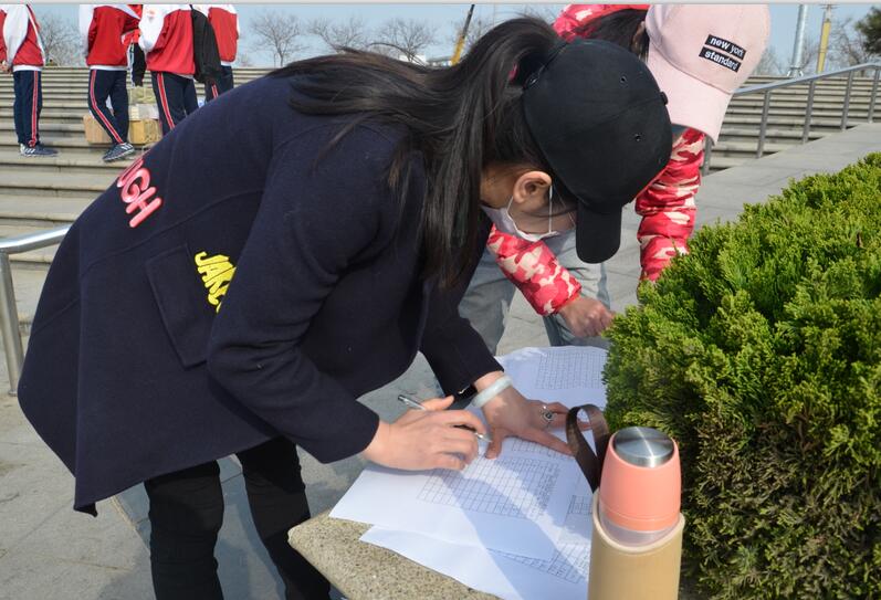特色课程 | 家警校护航，昌邑市文山初中“新时代、新风采”文化远足环保考察活动成功举行