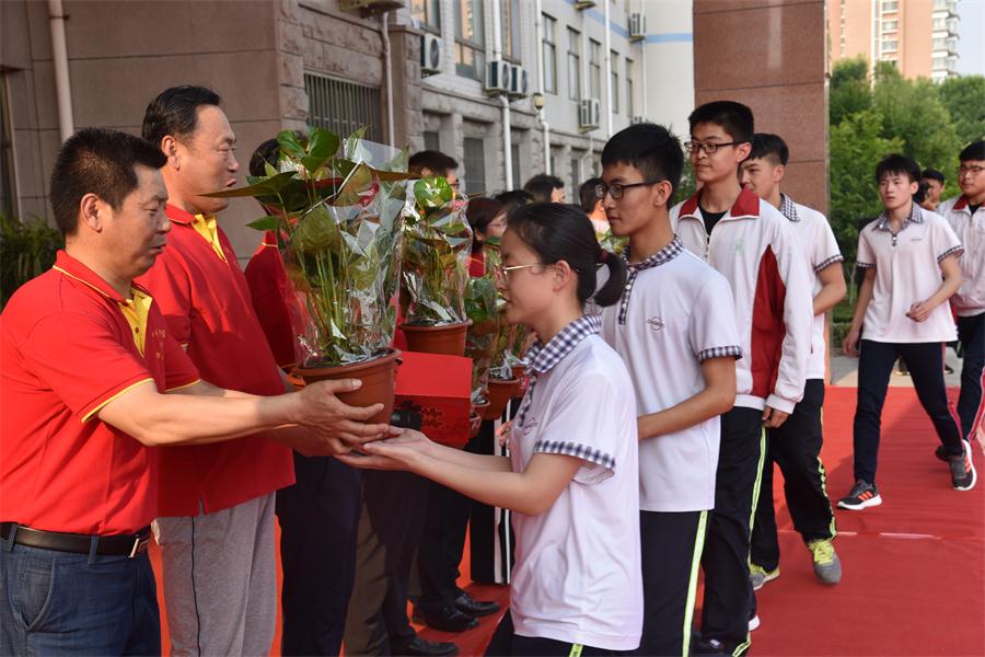 文化文中 | 昌邑市文山中学：因为相信，所以看见！