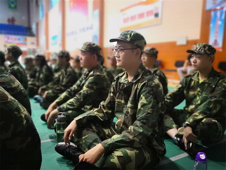 在自我磨砺中绽放光芒——我校引桥教育课程！