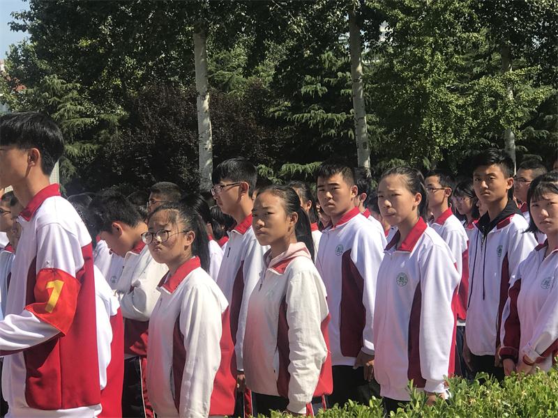 致敬教师：不一样的教师节！