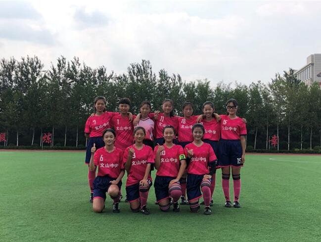 磨剑筑梦，御风翱翔——我校女子足球队再夺潍坊市冠军！