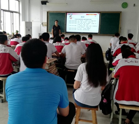 教研新风 | 昌邑市文山初中：新老结对共进步，同心教研促发展