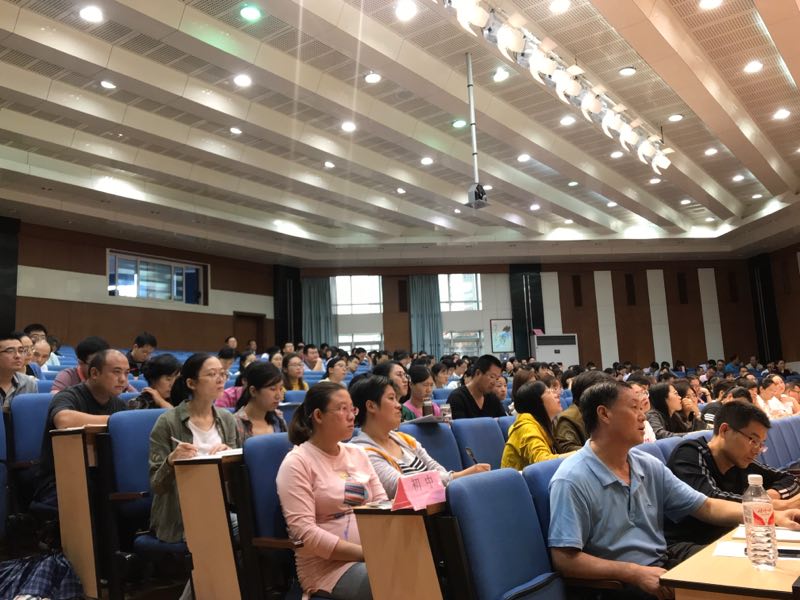 聚焦课改|我校名师讲堂开讲啦！
