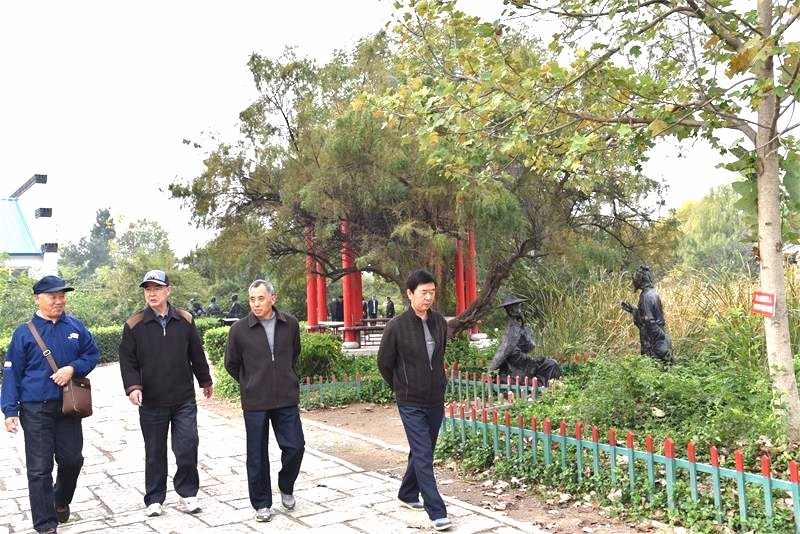 校园新闻 | 重阳聚首话教育，喜看变化谋发展！