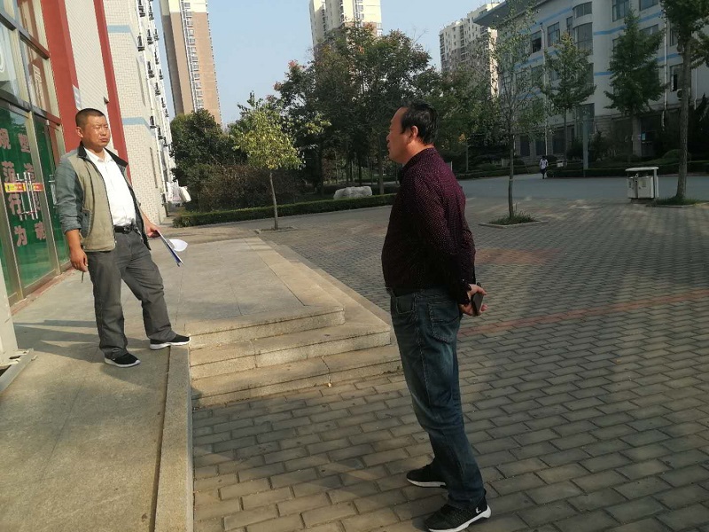 市创城办来我校检查