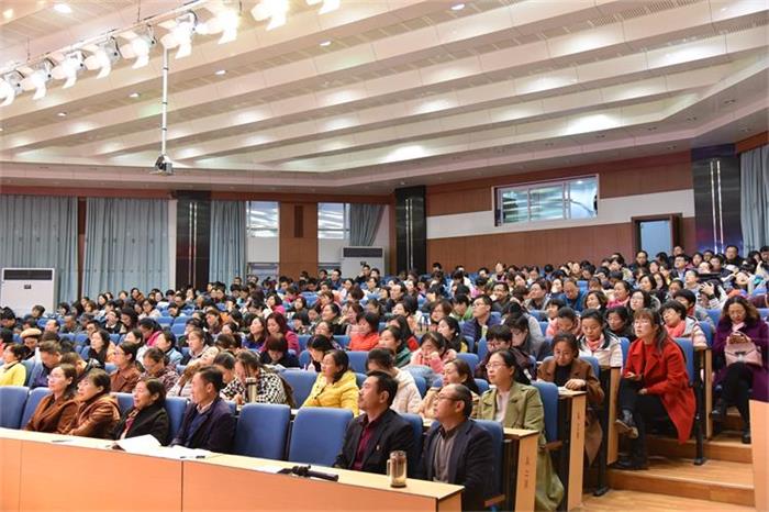 我校课堂教学改革：先僵化，再优化，后固化！