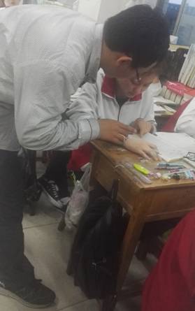 亦师亦兄，关爱传递