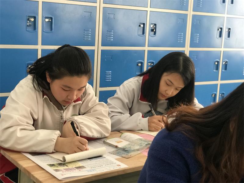 家校共建 | 家校携手保驾护航，师生合力赢战一九！