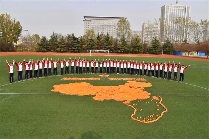 伟大复兴，祖国万岁——我校2018年柿子节！