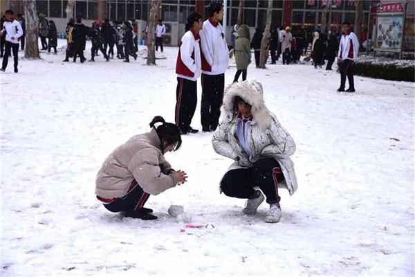 印象文中 | 最爱文山晴后雪，千里一色舞长天！