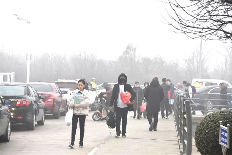 开学第一天 | 忙碌与温馨同在，期待与祝福齐飞！