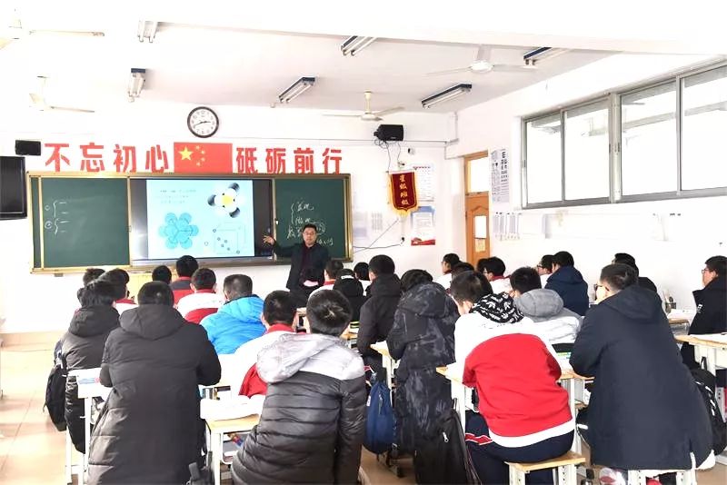 开学第一天 | 忙碌与温馨同在，期待与祝福齐飞！