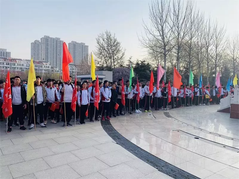育人课程 | 励志青春正奋斗，经典嘹亮唱祖国！