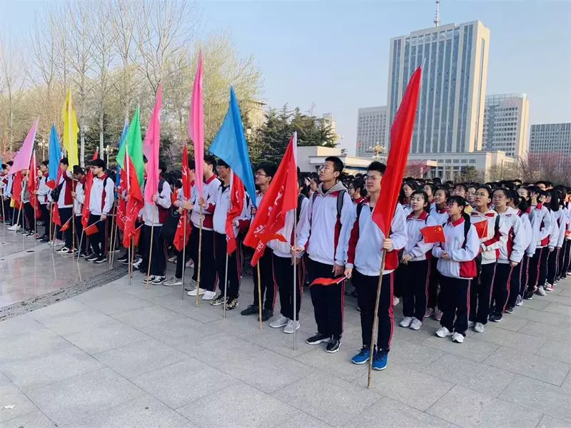 育人课程 | 励志青春正奋斗，经典嘹亮唱祖国！