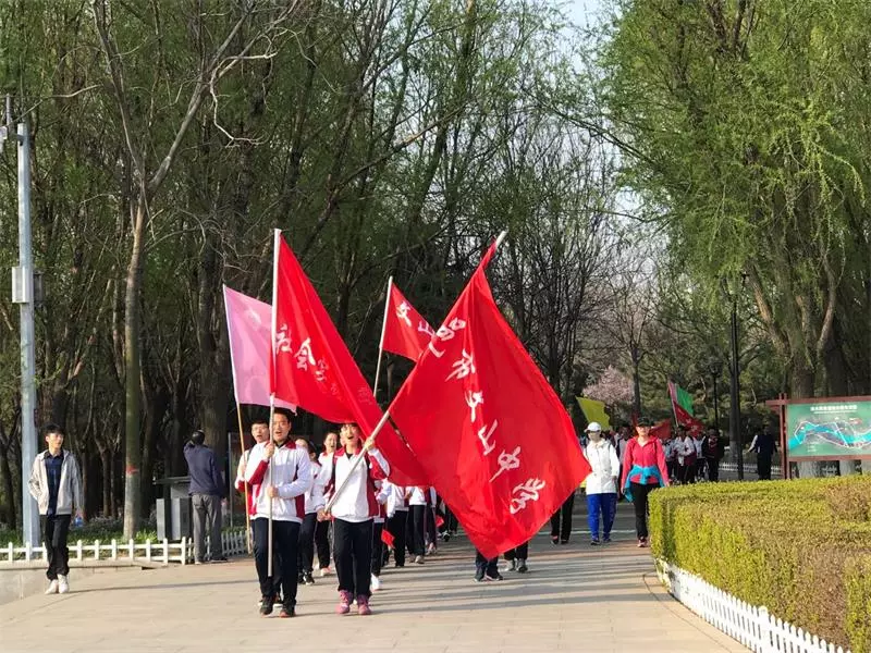 育人课程 | 励志青春正奋斗，经典嘹亮唱祖国！