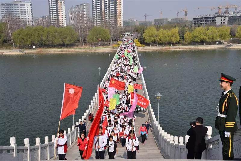 育人课程 | 励志青春正奋斗，经典嘹亮唱祖国！