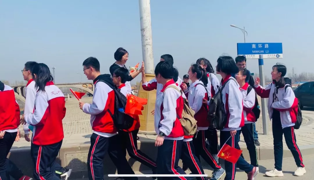 育人课程 | 励志青春正奋斗，经典嘹亮唱祖国！