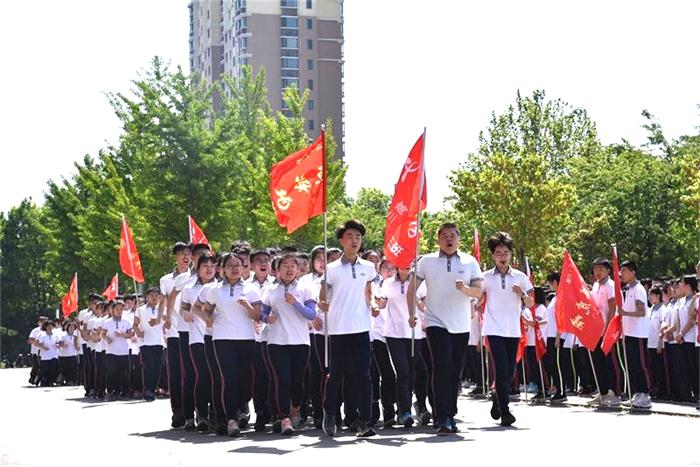 五四宣言 | 以我热血青春，致敬百年五四！