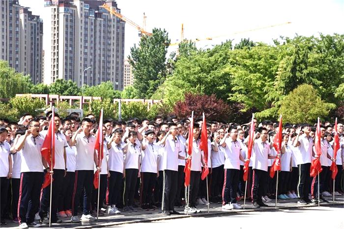 五四宣言 | 以我热血青春，致敬百年五四！